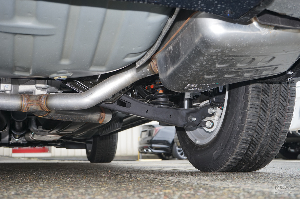 2020款凯迪拉克xt628t六座四驱风尚型