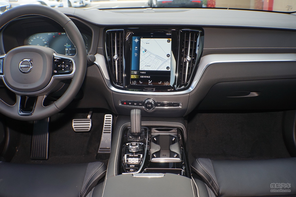 【 沃尔沃s60混合动力高清图片】_2021款 沃尔沃s60 t8 e驱混动 四驱