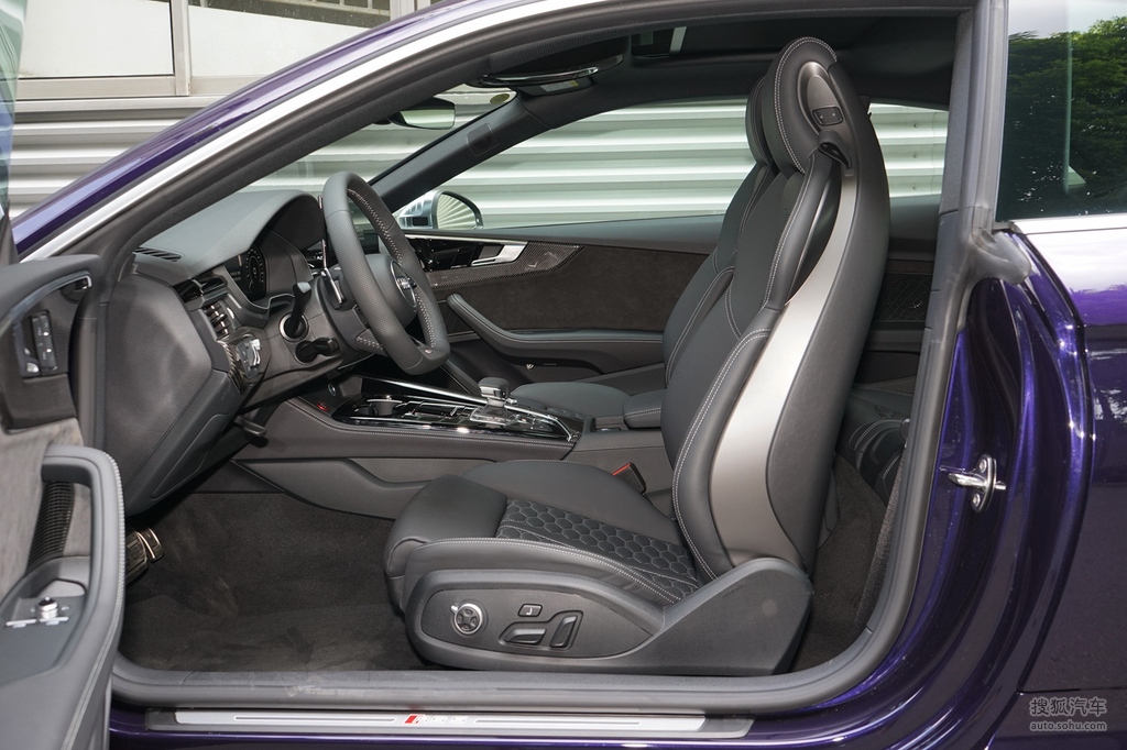 2020款 奥迪rs5 2.9t coupe - 前排座椅提示:支持键盘翻页 ←左 右