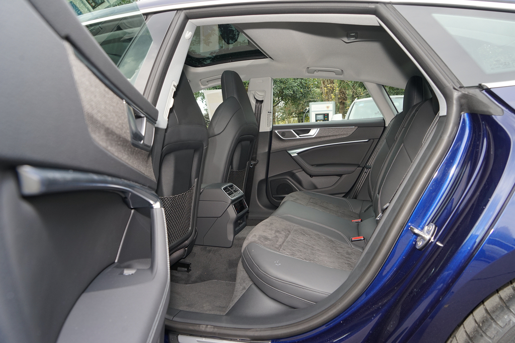 【 奥迪s7 sportback高清图片】_空间展示_搜狐汽车网