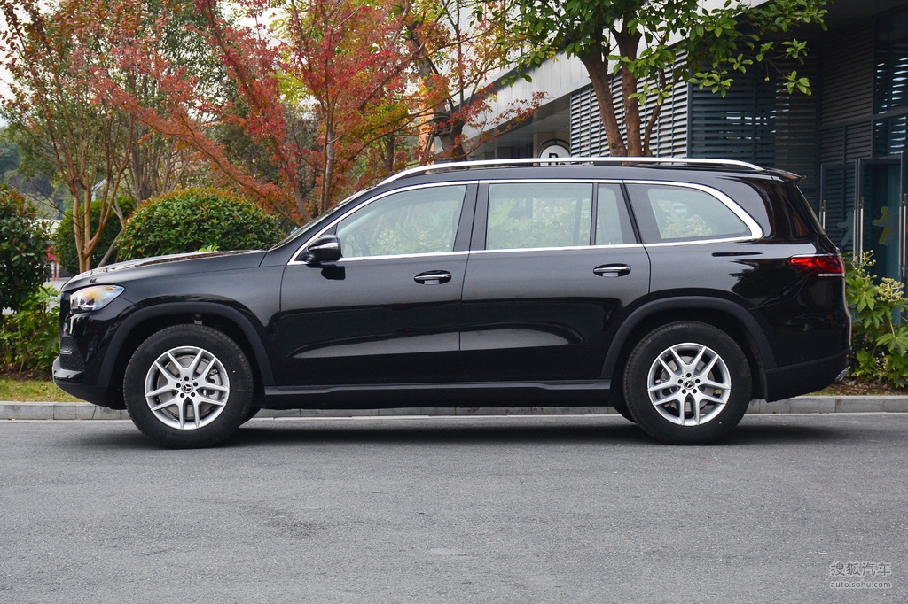 【 奔驰gls级高清图片】_2021款 400 4matic _曜岩黑_外观_搜狐汽车网