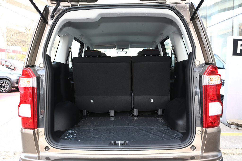 【 长安欧尚长安欧尚x70a高清图片】_空间展示_搜狐汽车网