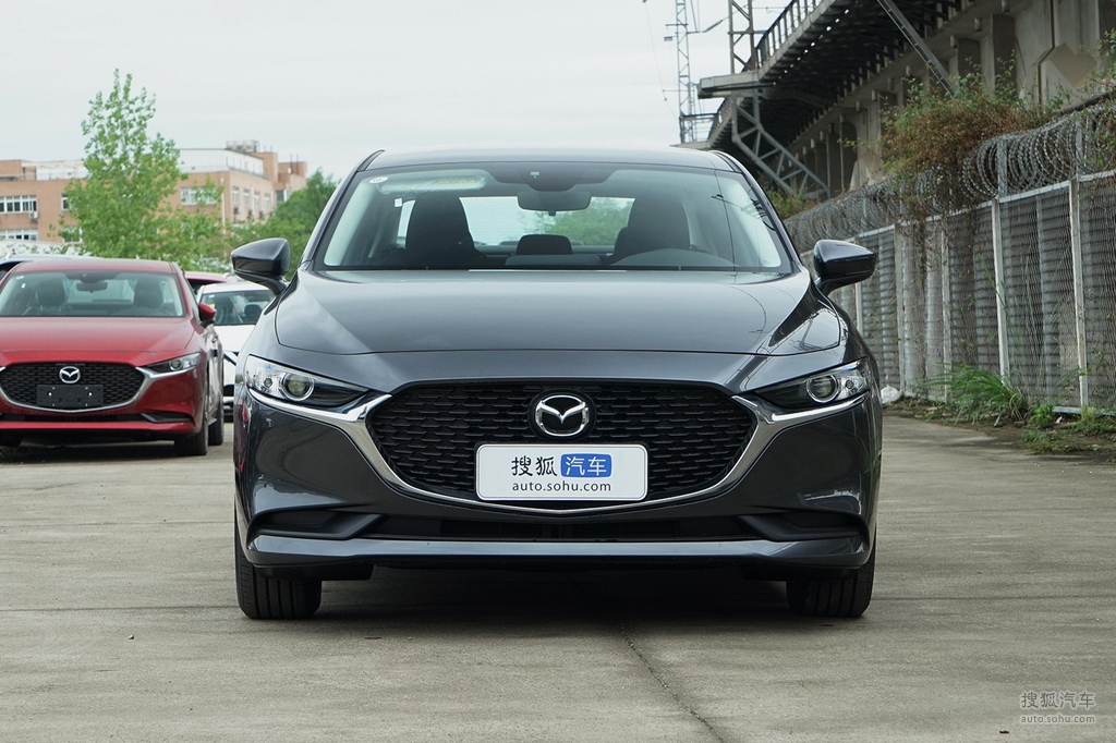 马自达mazda3axela昂克赛拉三厢