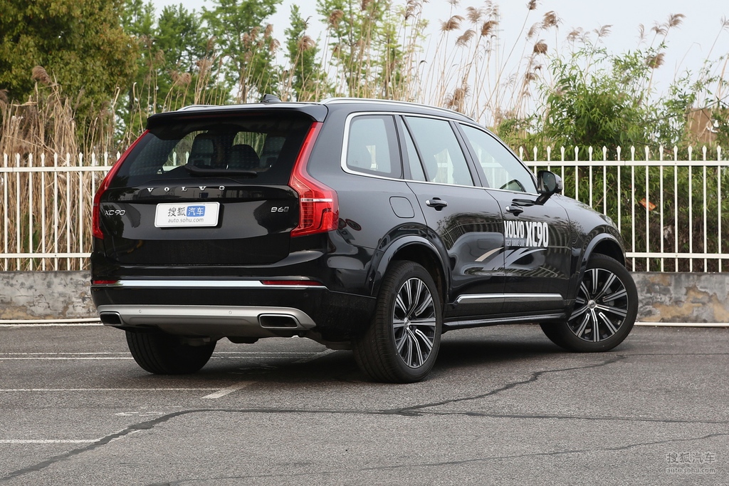 2021款沃爾沃xc90b6智雅豪華版7座