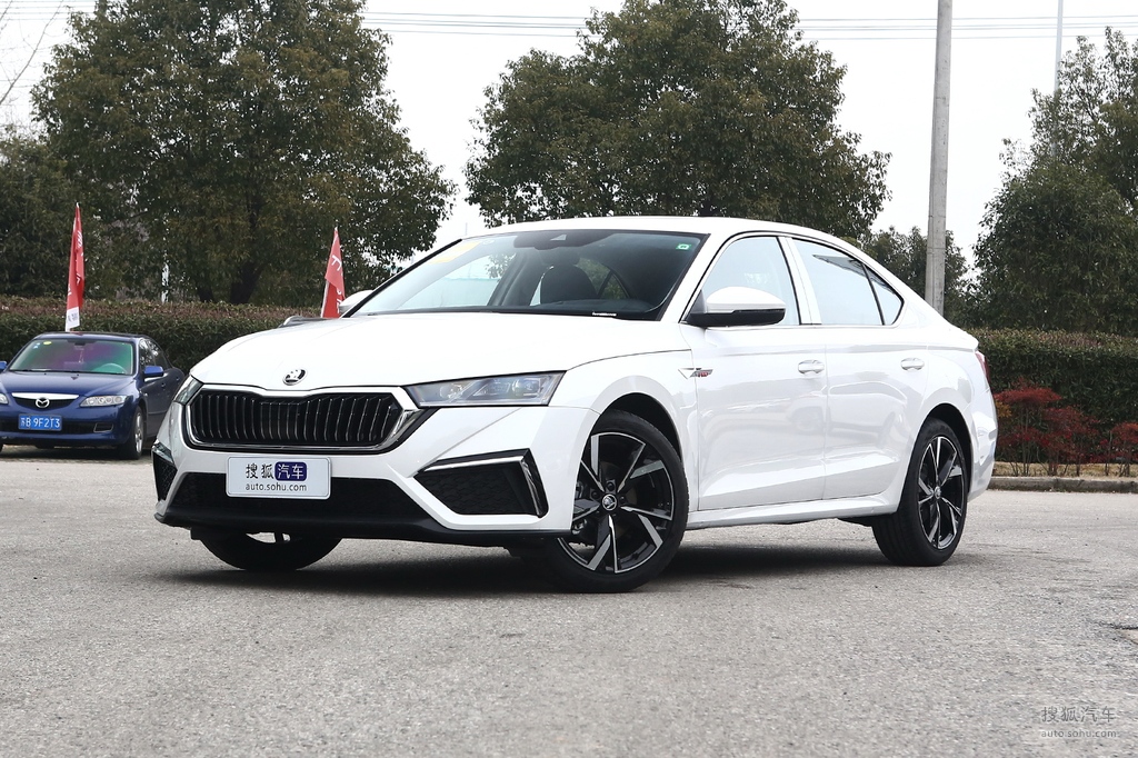 2022款斯柯达明锐 pro tsi280 奢享版 - 车前45°提示:支持键盘翻页