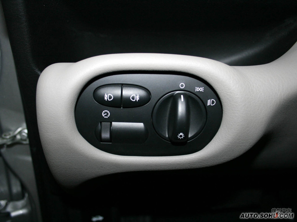 【 MGMG7高清图片】_2009款名爵MG7L AT豪