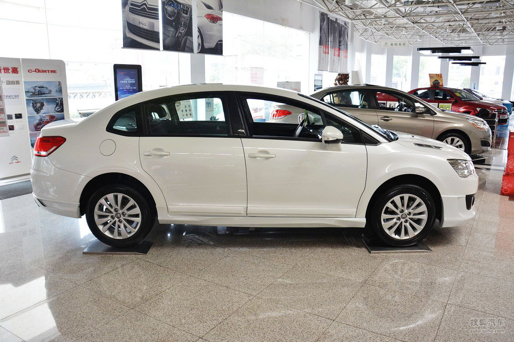 【 雪铁龙经典世嘉高清图片】_白_外观_搜狐汽车网