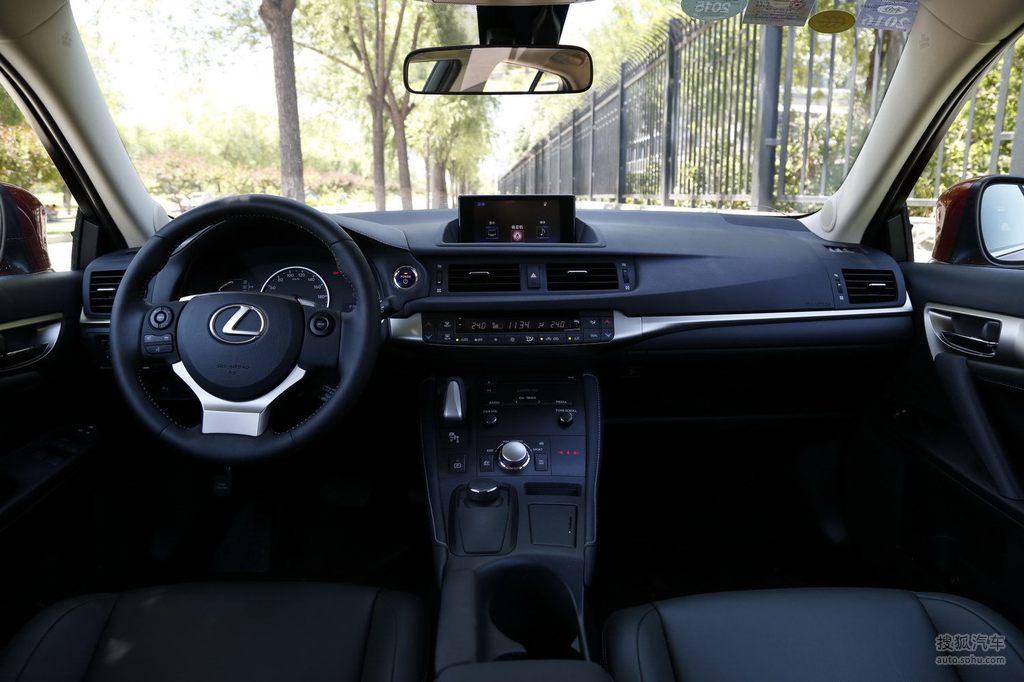 【 雷克萨斯ct200h高清图片】_内饰_搜狐汽车网