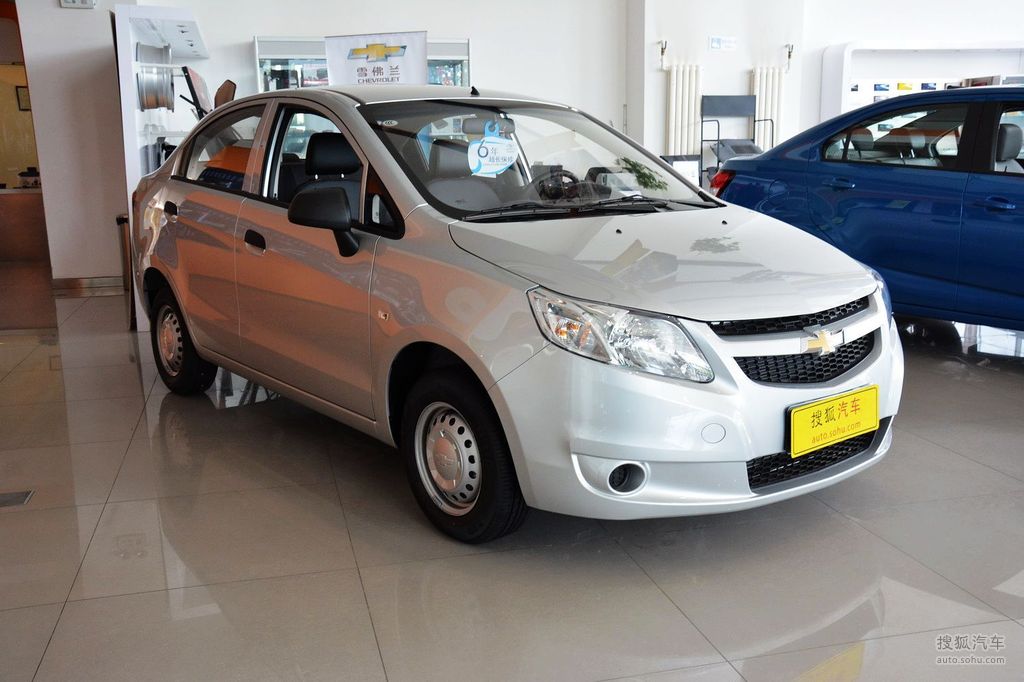 雪佛兰赛欧三厢