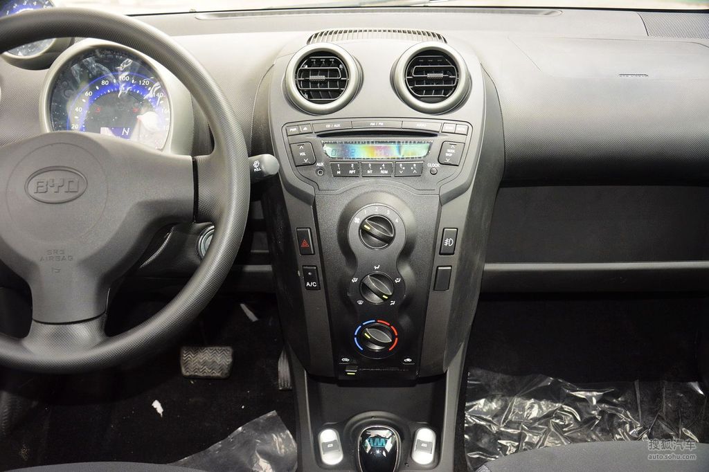 【 比亚迪f0高清图片】_2013款 1.