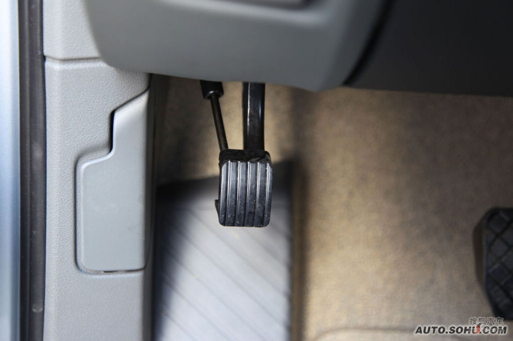 2010款新奥迪q7舟山试驾 - 手刹提示:支持键盘翻页 ←左 右→外观