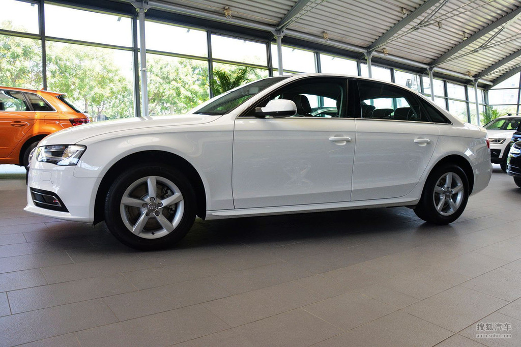 图库 奥迪 一汽奥迪 a4l 4s店报价:          20.83-40.