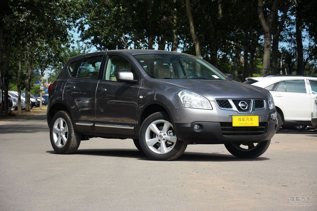 【 日产逍客高清图片】_翡丽灰_外观_搜狐汽车网