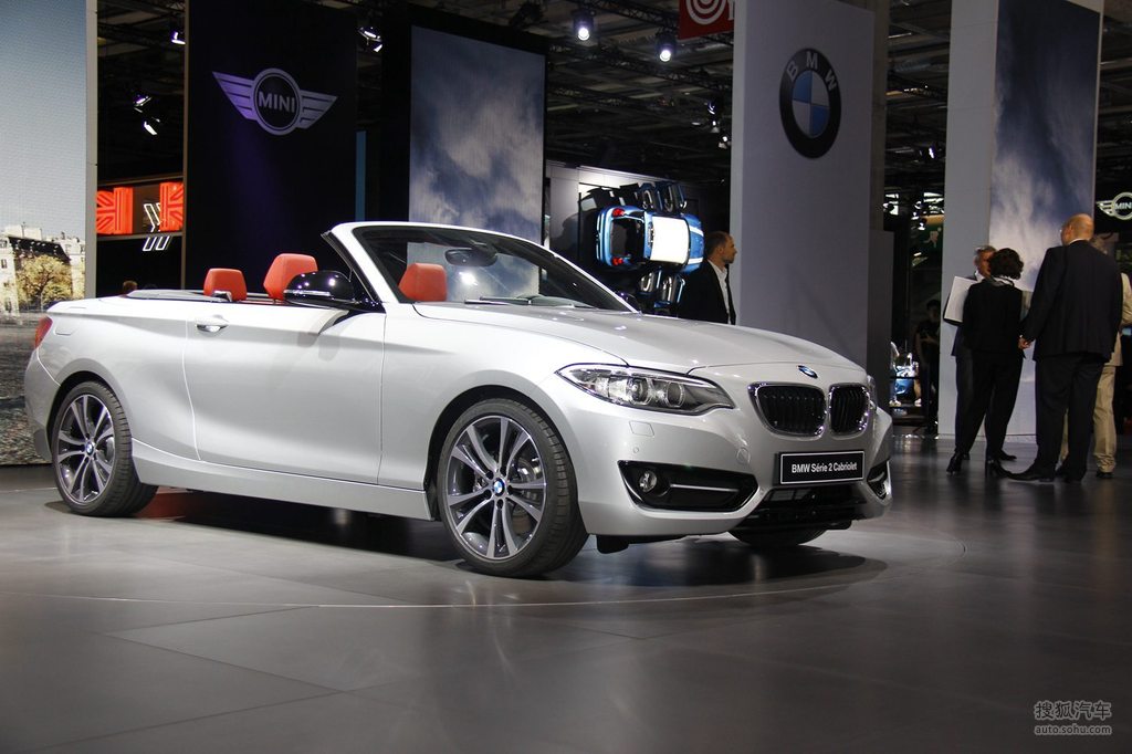 宝马2系敞篷