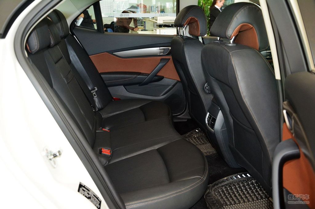 【 北汽绅宝d60高清图片】_2014款 1.8t 自动豪华型_内饰_搜狐汽车网