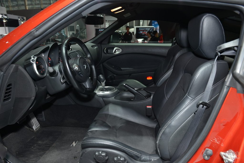 【 日产370z高清图片】_内饰_搜狐汽车网