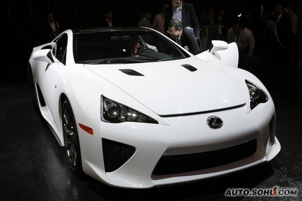 雷克萨斯lf-a东京车展实拍     提示:支持键盘翻页 &larr;左 右&rarr