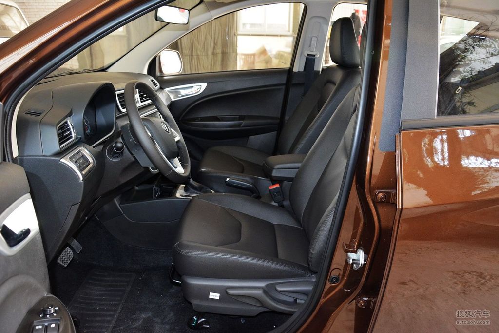 【 一汽骏派d60高清图片】_深色内饰_内饰_搜狐汽车网