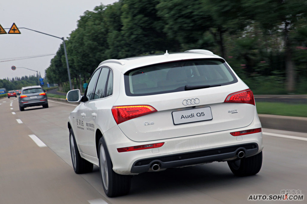 【 奥迪q5高清图片】_2010款奥迪q5试驾_搜狐汽车网