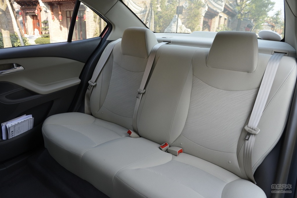 【 雪佛兰赛欧3高清图片】_空间展示_搜狐汽车网