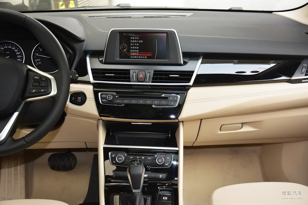 宝马2系active tourer高清图片】_2015款 218i 运动设计套装_浅色内饰