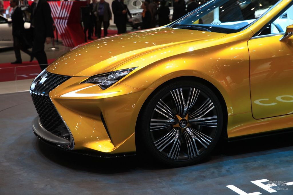雷克萨斯lfc2