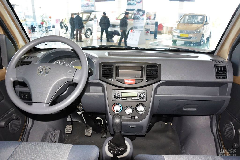 【 北汽威旺306高清图片】_内饰_搜狐汽车网