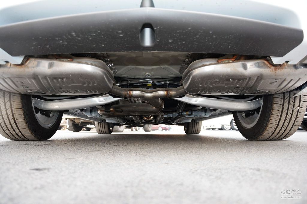 【 别克君威gs高清图片】_底盘发动机_搜狐汽车网