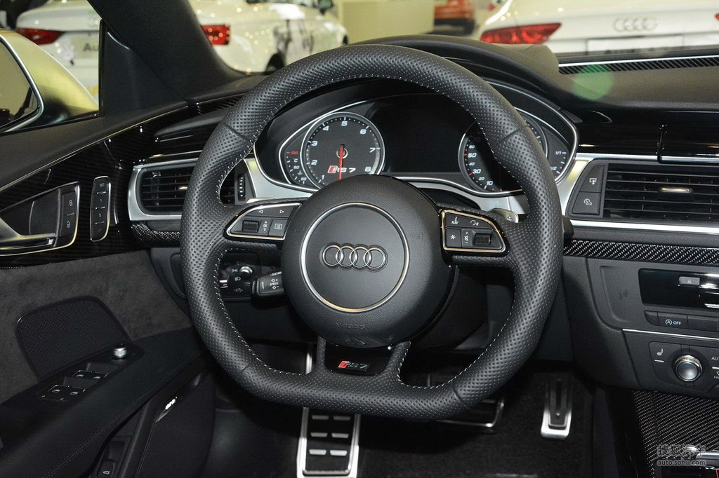 【 奥迪rs7 sportback高清图片】_2014款 rs7 sportback_深色内饰