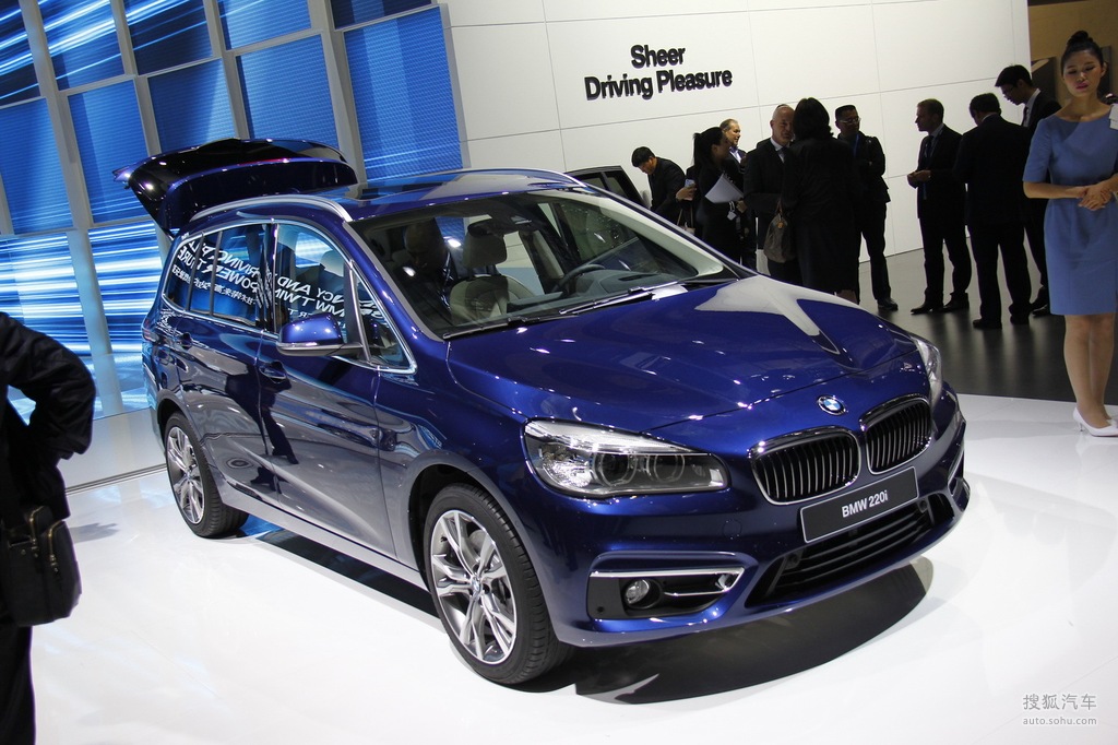 宝马2系active tourer