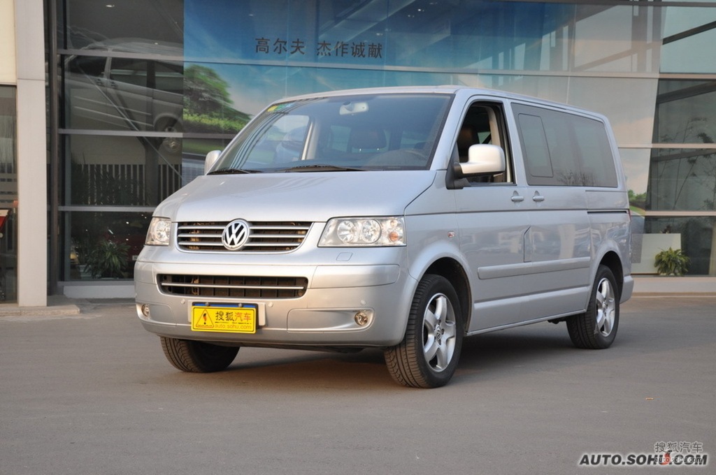 2010款大众t532l7座版到店实拍