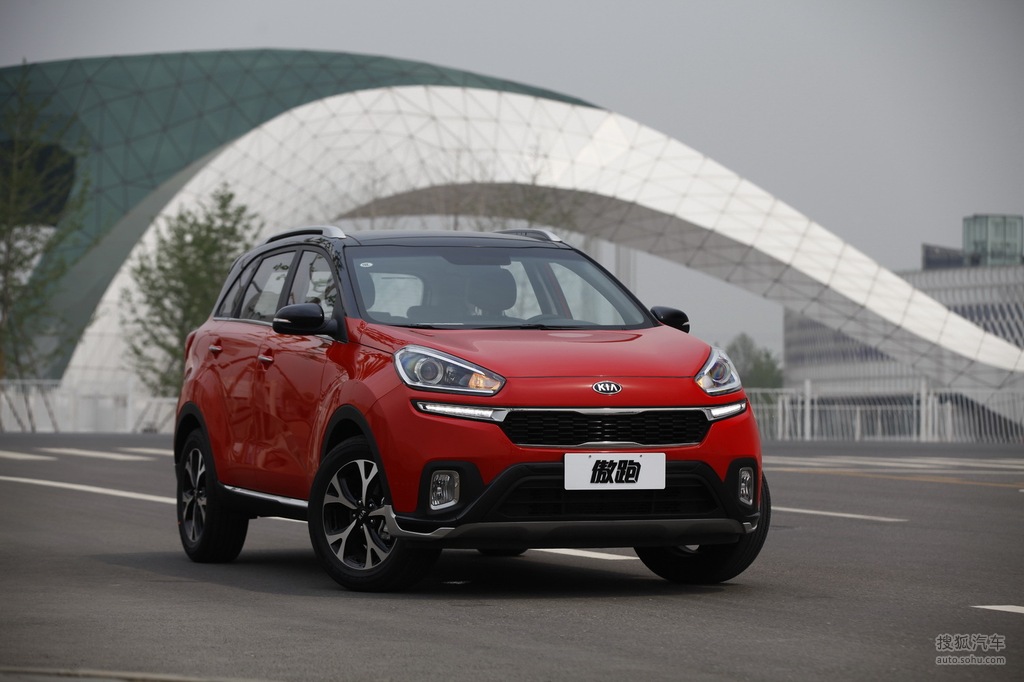 搜狐汽车>图库>起亚>东风悦达起亚>kx3傲跑组图>2015款起亚kx3傲跑1.