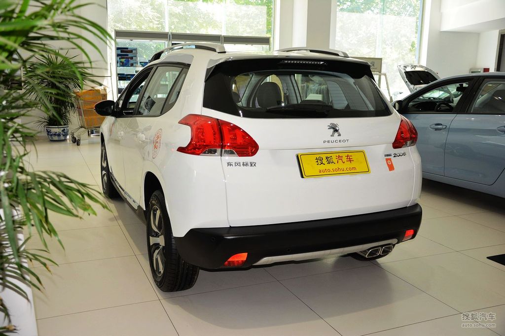 2015款东风标致2008 1.6thp罗兰加洛斯限量版