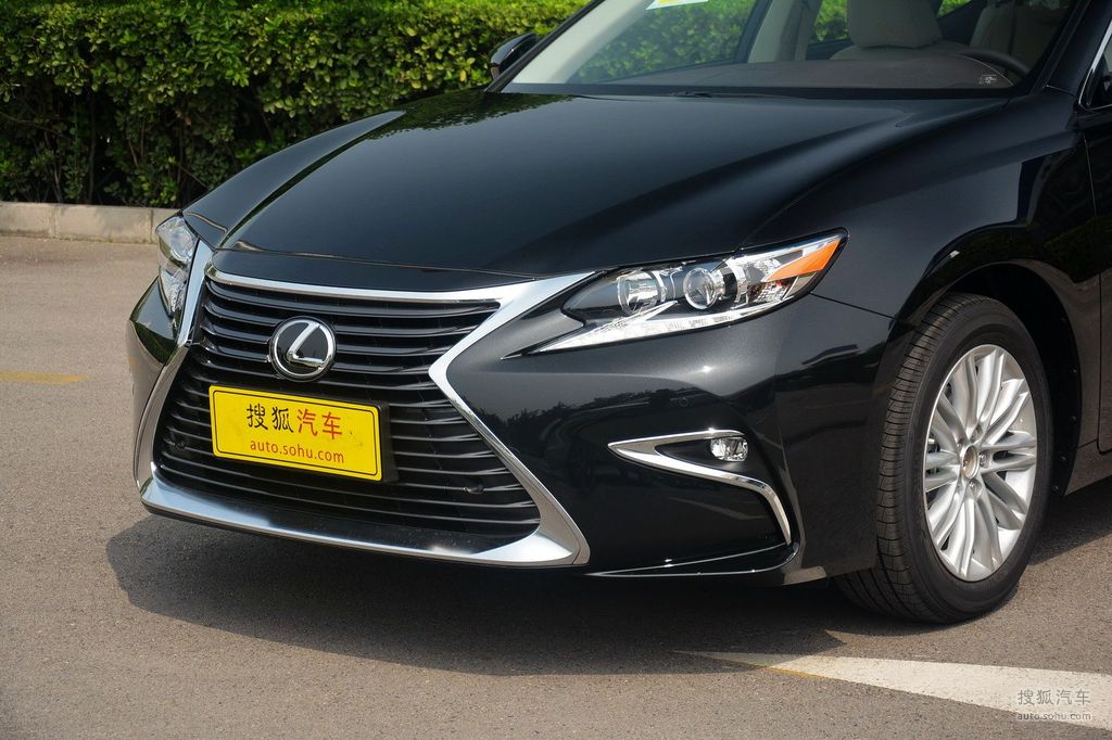 2015款雷克萨斯es250豪华版到店实拍