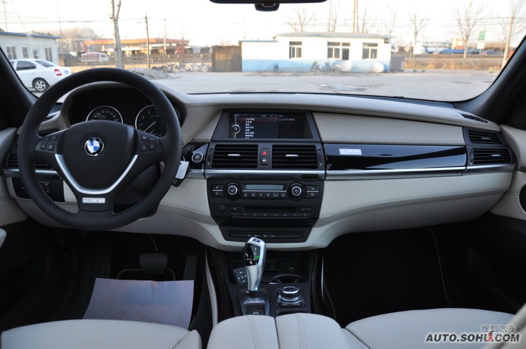 【 宝马x5高清图片】_珍珠贝白色真皮内饰_内饰_搜狐汽车网