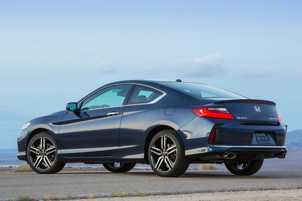 2016款本田雅阁coupe