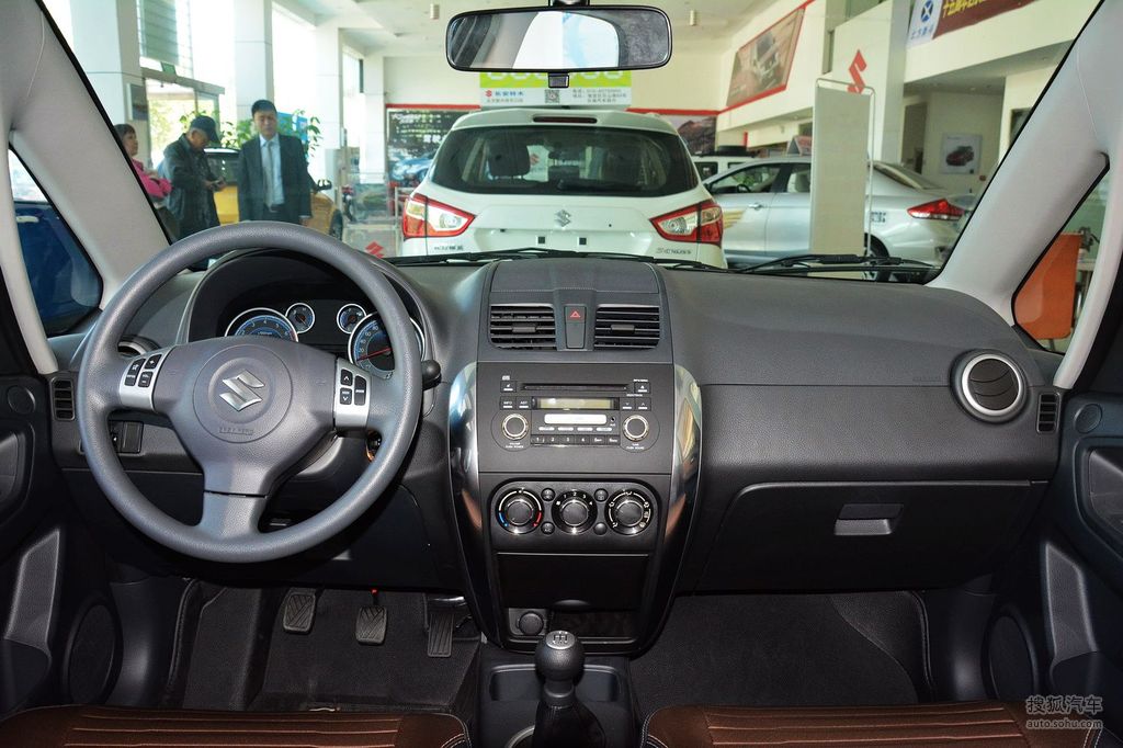 2015款铃木天语sx4 1.