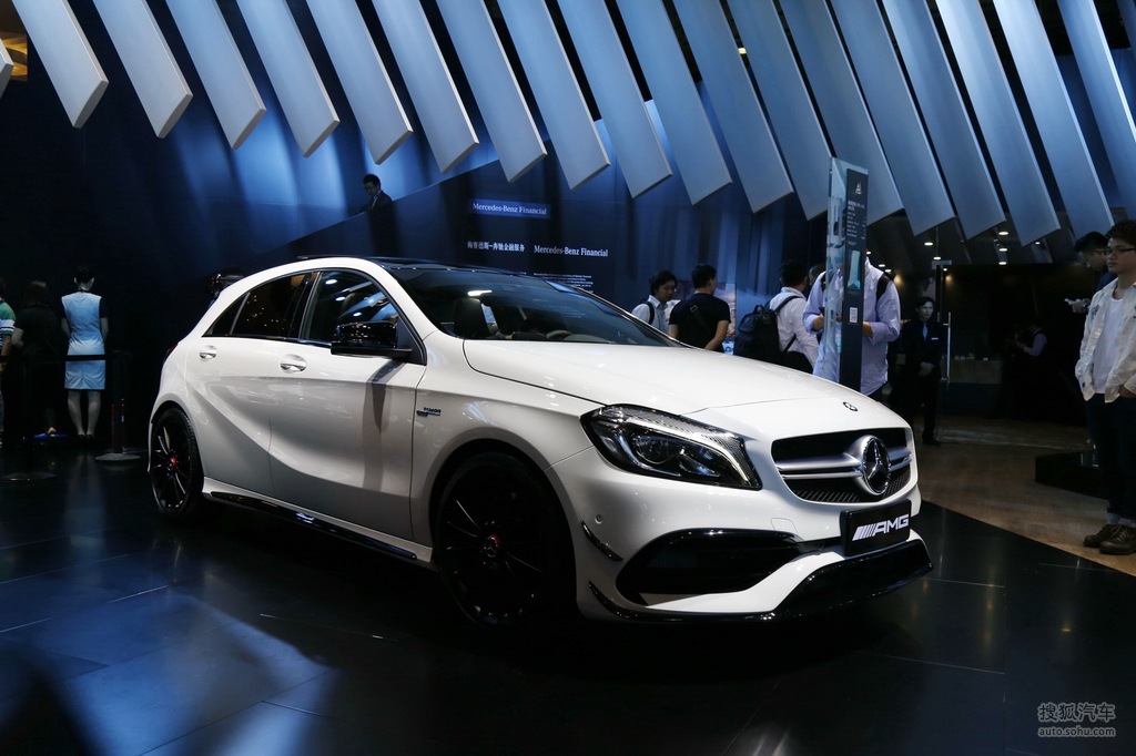 奔馳a45 amg