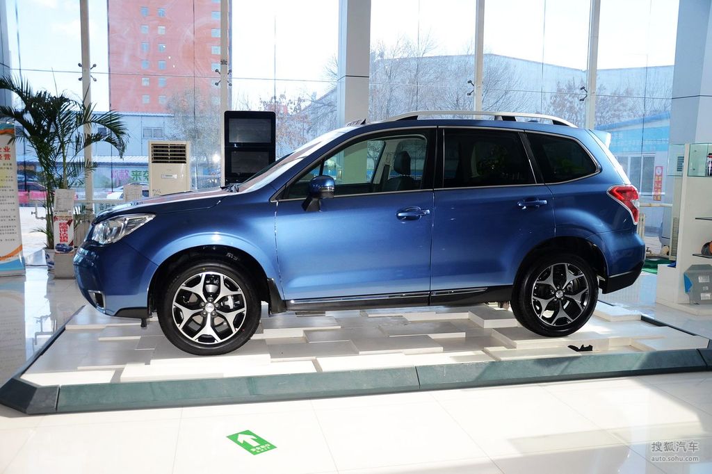 【 斯巴鲁森林人高清图片】_拉力蓝_外观_搜狐汽车网