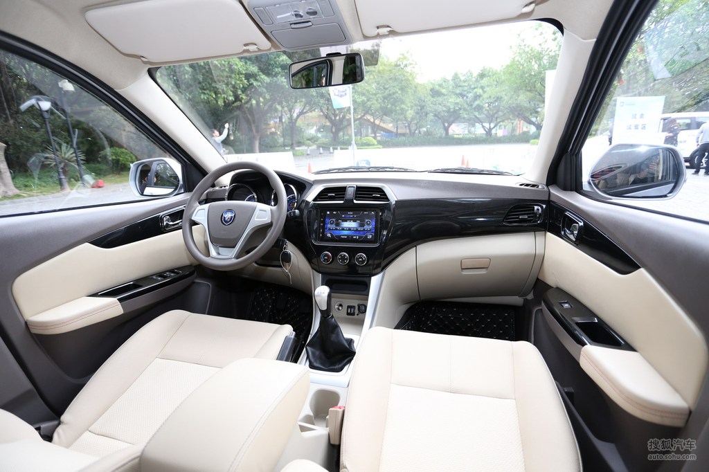 【 福田伽途ix5高清图片】_浅色内饰_内饰_搜狐汽车网