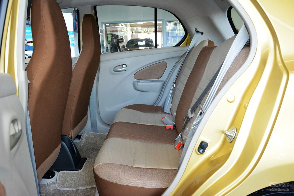 【 东风启辰r30高清图片】_浅色内饰_内饰_搜狐汽车网