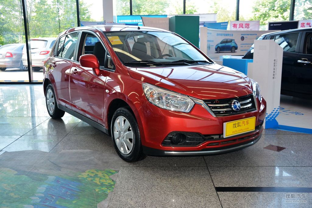 【 东风启辰r50高清图片】_2015款启辰r50 1.6l手动时尚版_搜狐汽车网