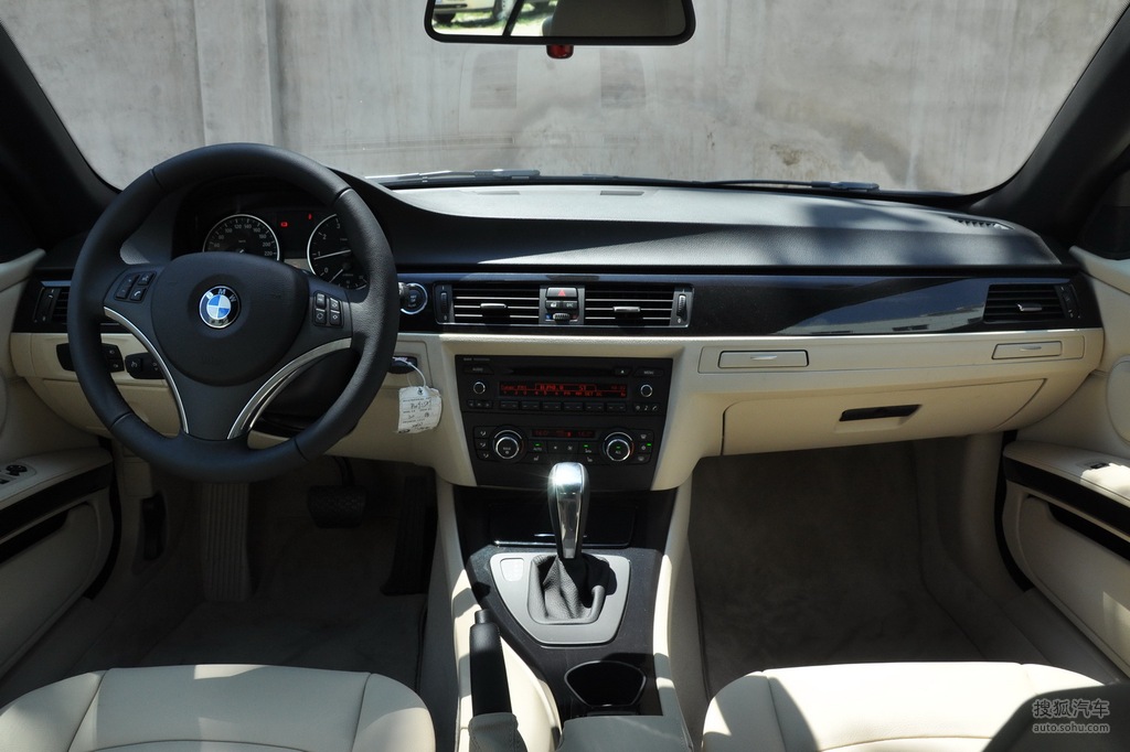 【 宝马3系敞篷高清图片】_珍珠贝白色真皮内饰_内饰_搜狐汽车网