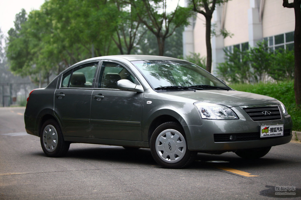 2010款奇瑞旗云3深度试驾     提示:支持键盘翻页 &larr;左 右&rarr