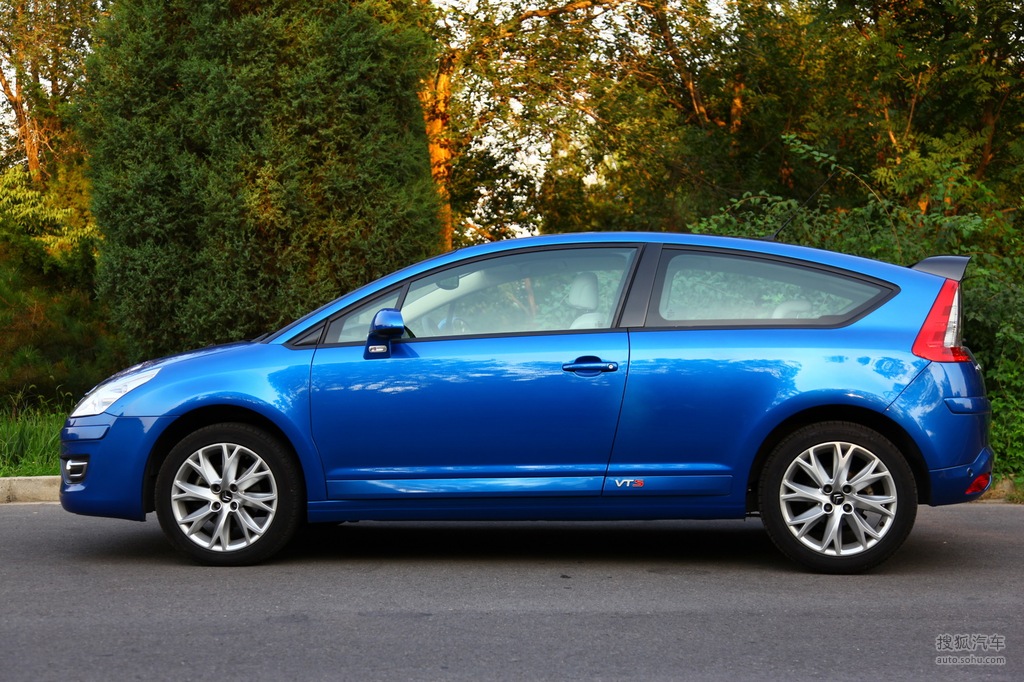 2010款雪铁龙c4试驾