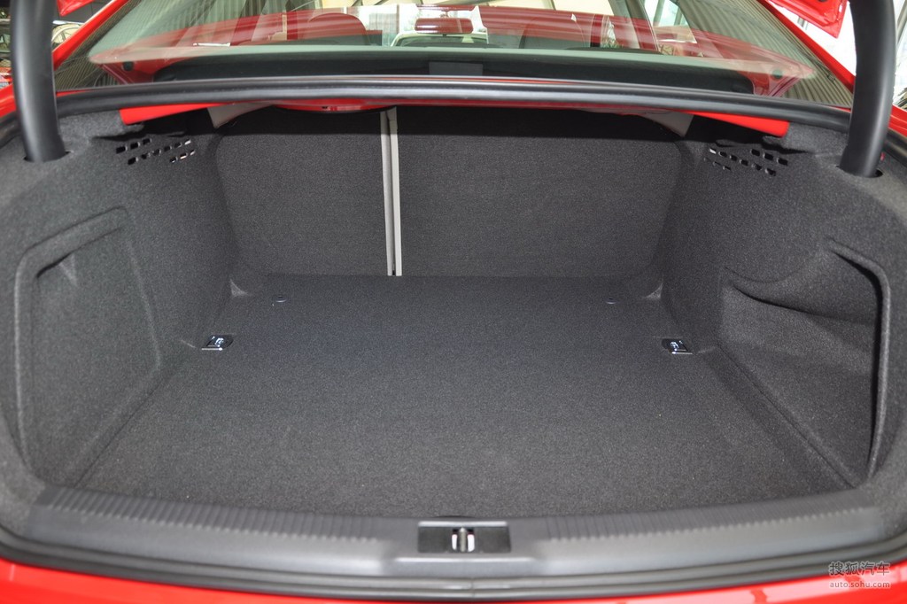 图库 奥迪 一汽奥迪 a4l 4s店报价:          21.98-37.