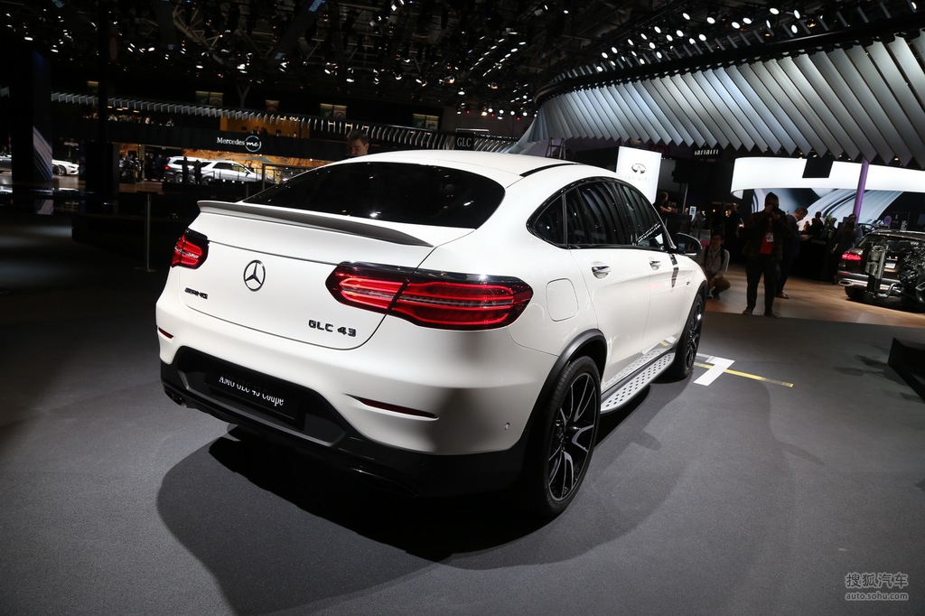 奔驰glc轿跑suv