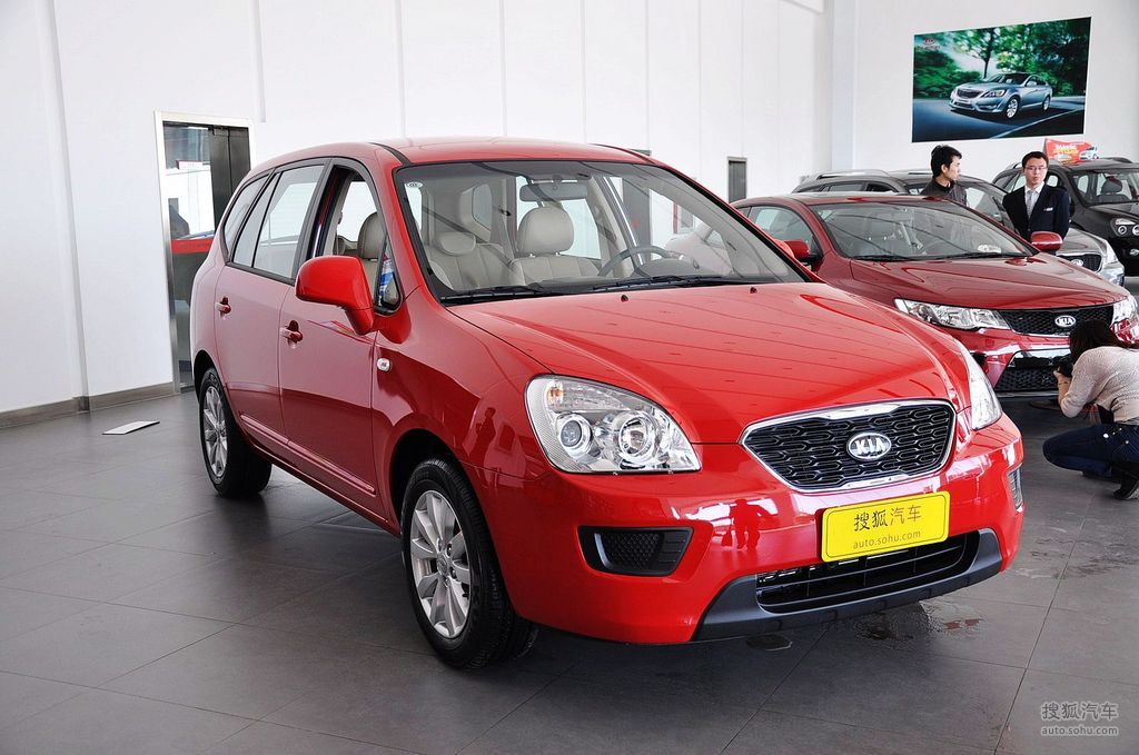 搜狐汽车>图库>起亚>起亚(进口)>新佳乐组图>2011款起亚佳乐1.