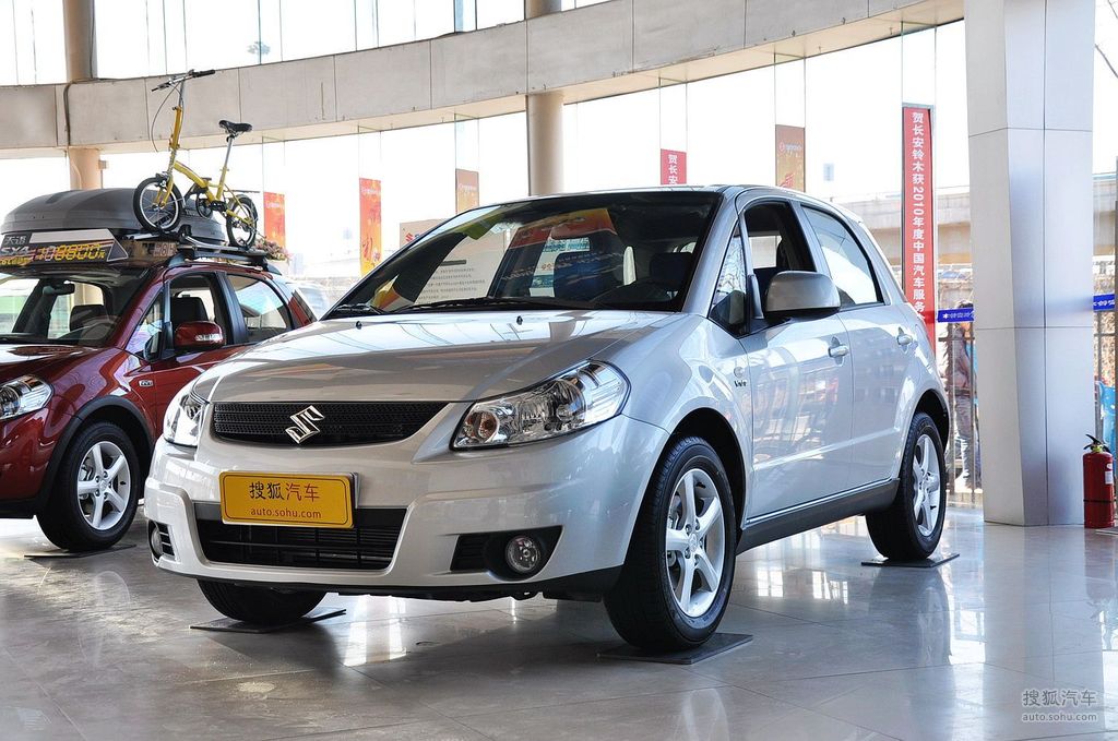 2011款長安鈴木天語sx416l自動舒適型車前45