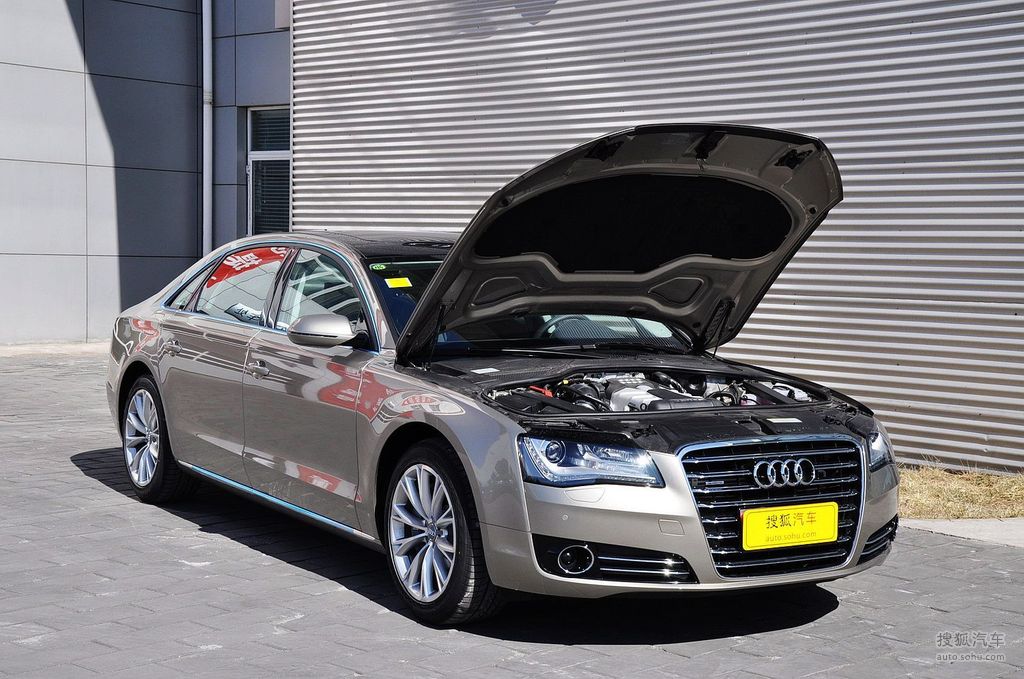 48万     询底价看配置 2011款奥迪a8l 3.